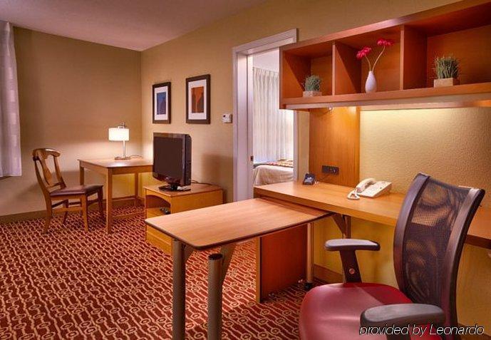 Towneplace Suites By Marriott Albuquerque Airport מראה חיצוני תמונה