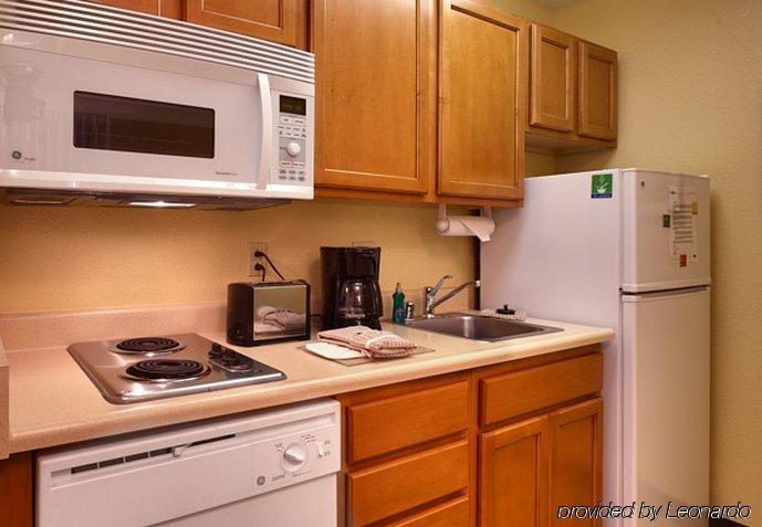 Towneplace Suites By Marriott Albuquerque Airport מראה חיצוני תמונה