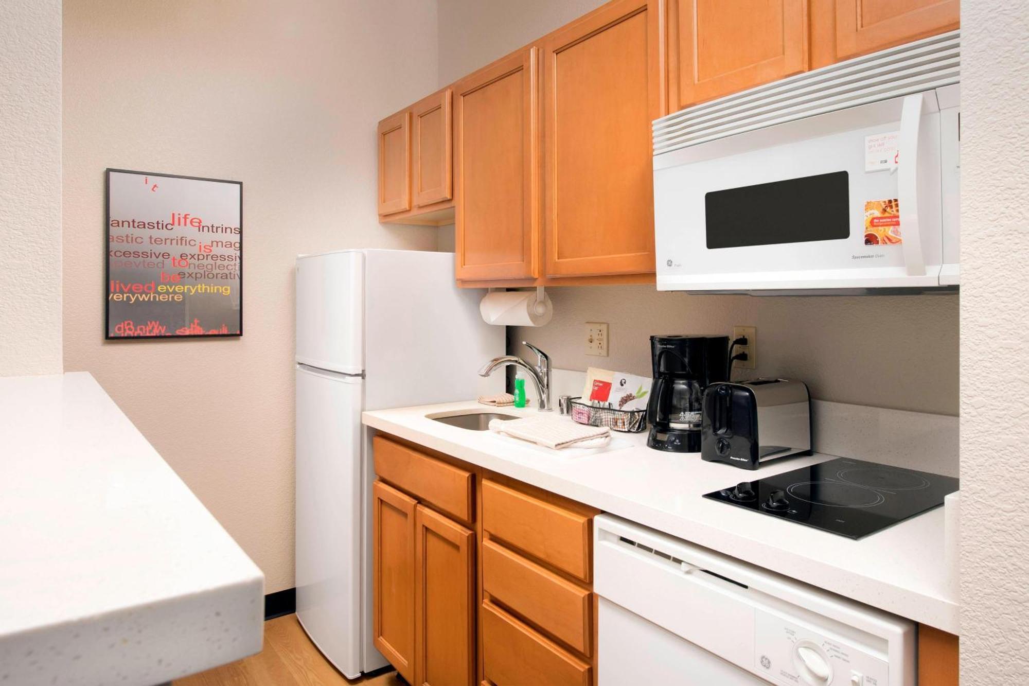Towneplace Suites By Marriott Albuquerque Airport מראה חיצוני תמונה