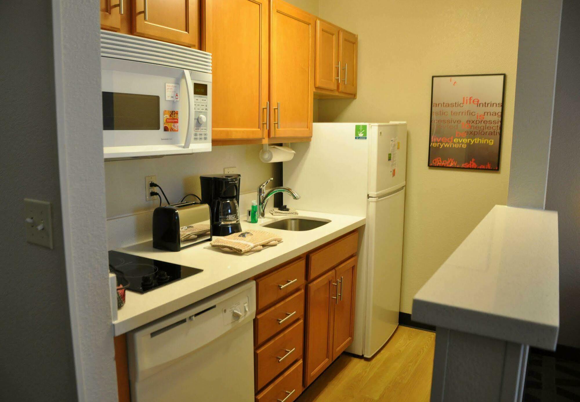 Towneplace Suites By Marriott Albuquerque Airport מראה חיצוני תמונה